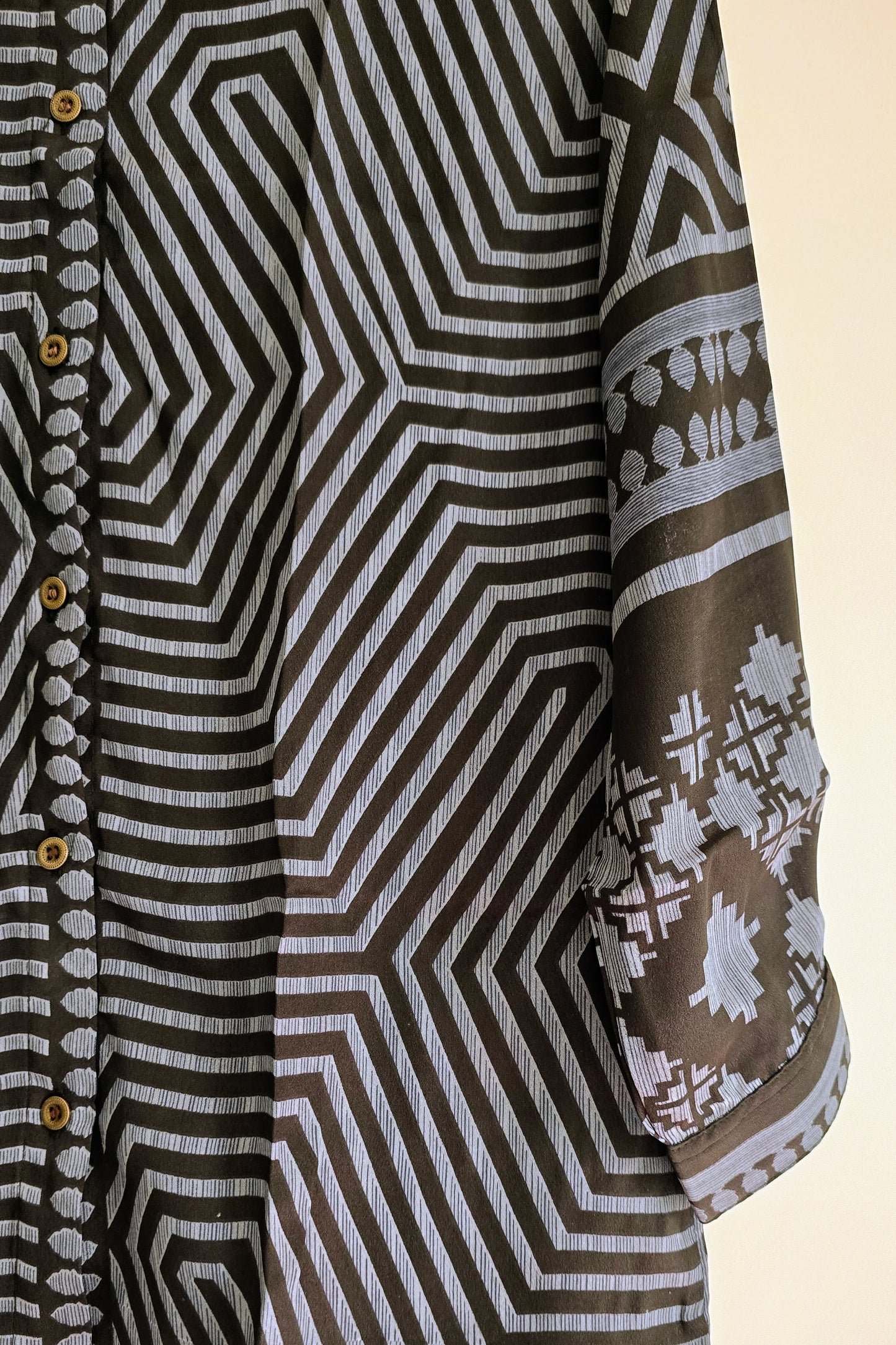SILKY SHIRT