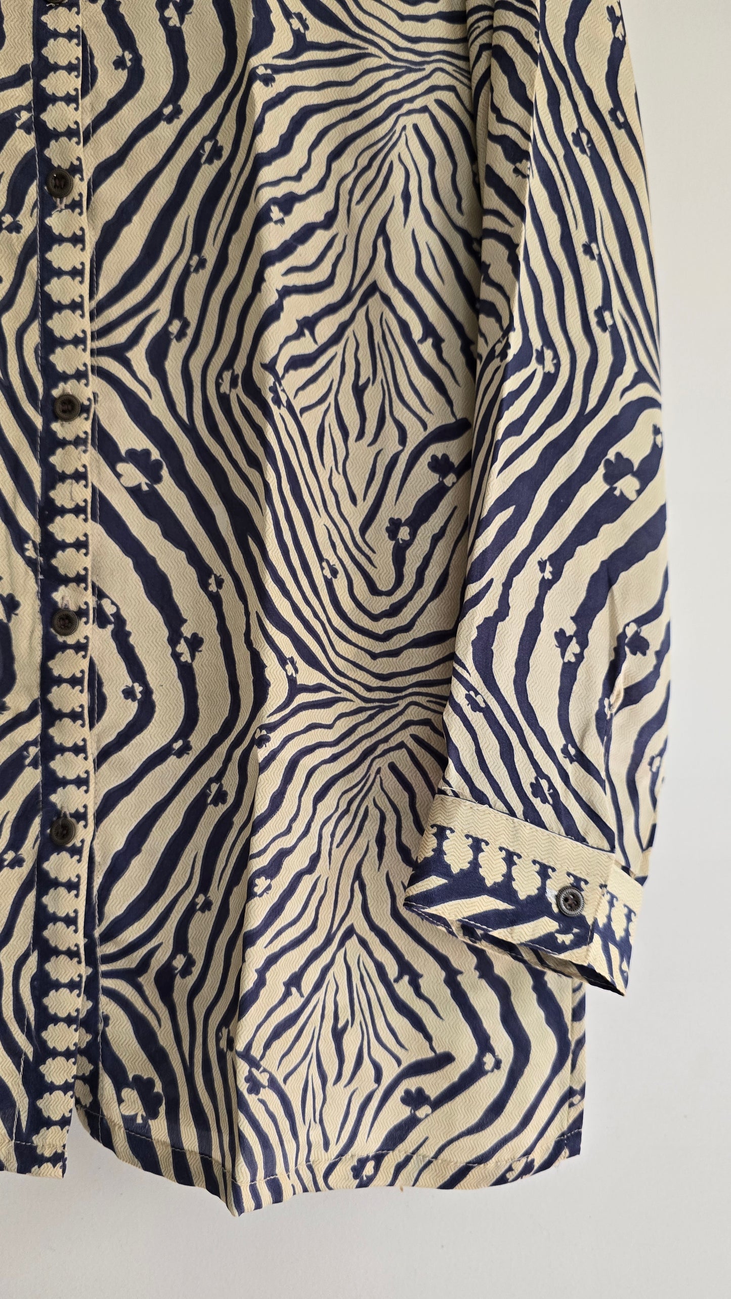 SILKY SHIRT