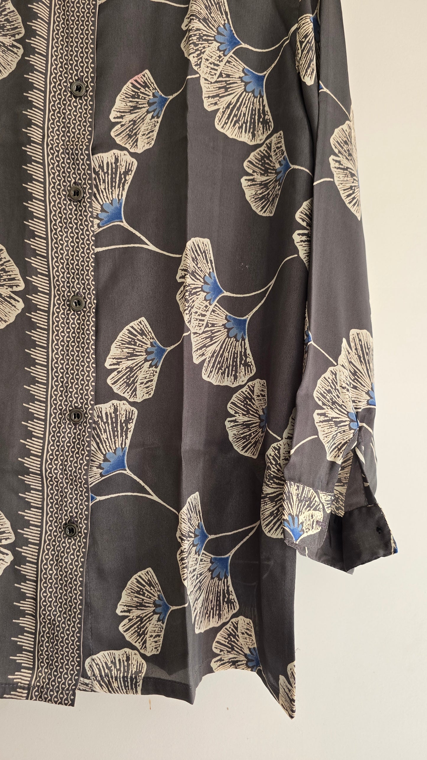 SILKY SHIRT