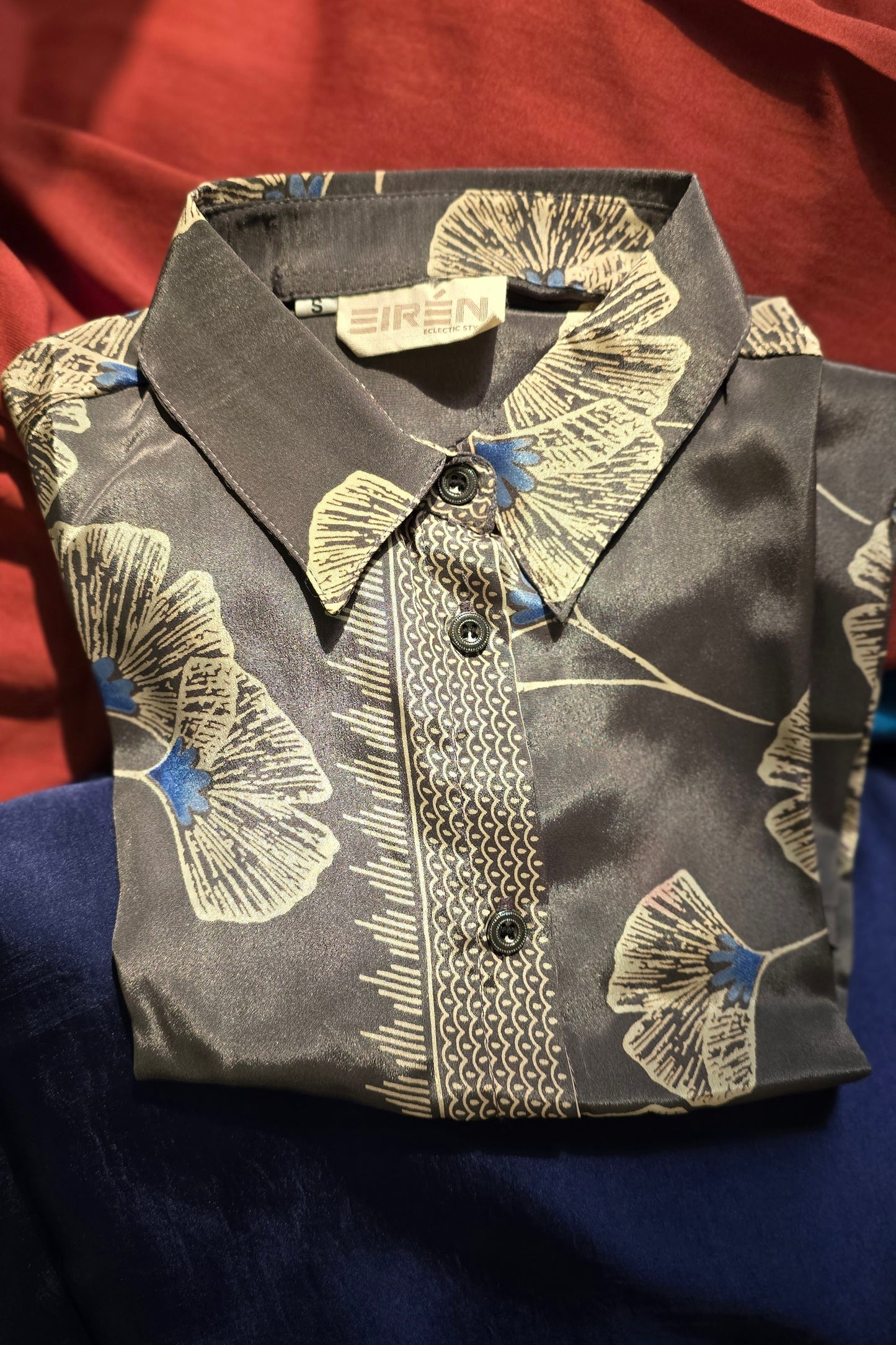 SILKY SHIRT