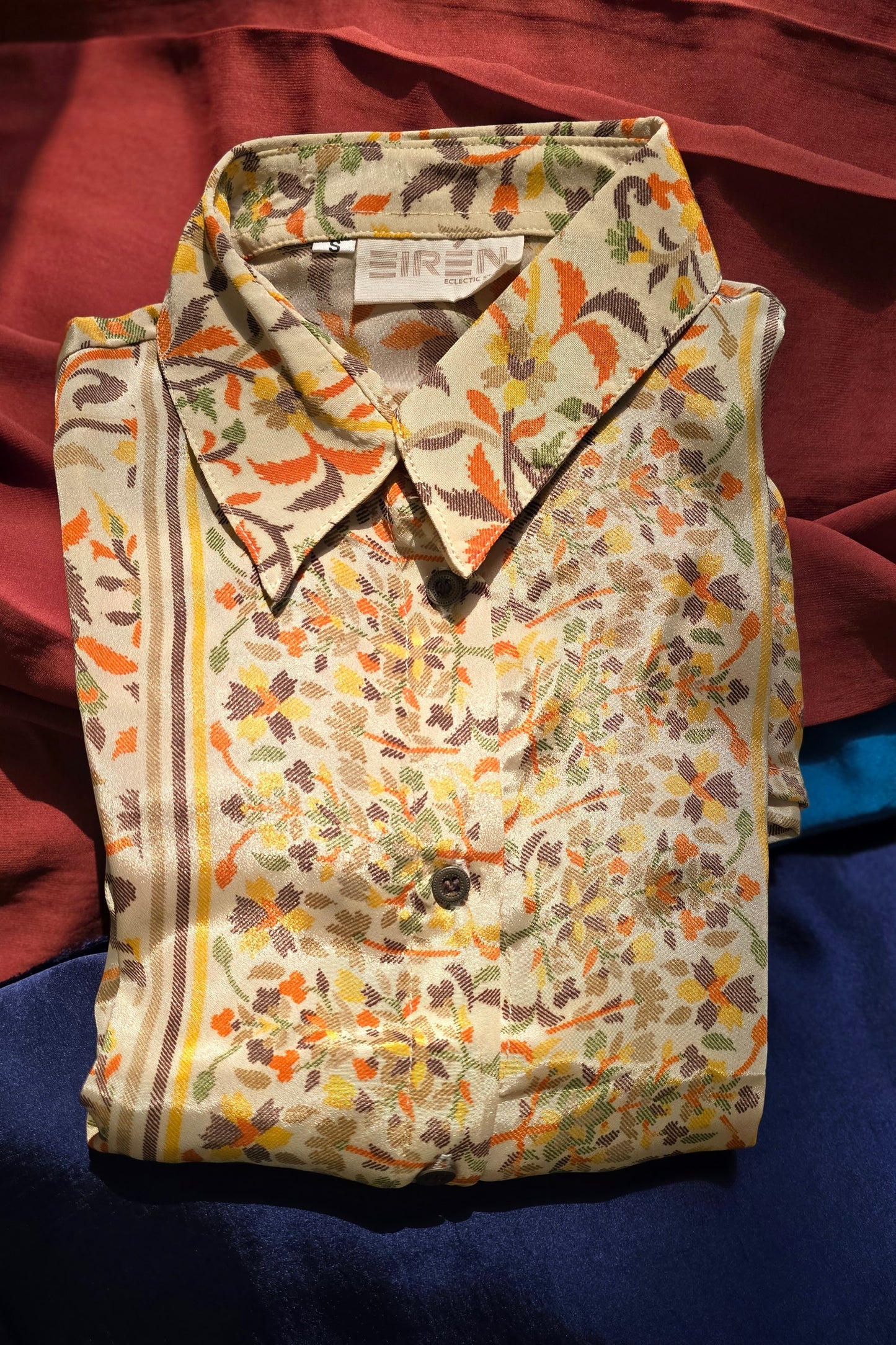 SILKY SHIRT